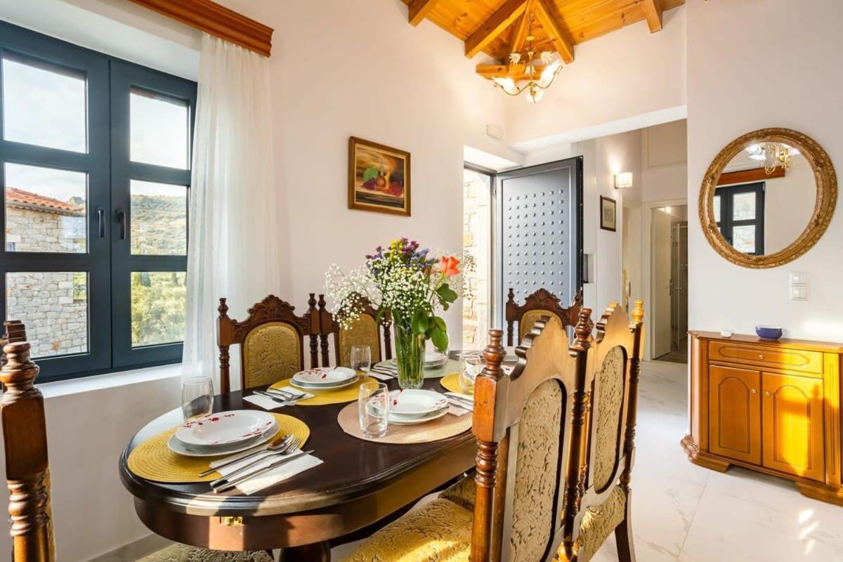 Mani Stone Built Home A Breath Away To The Sea Stoúpa Exterior foto
